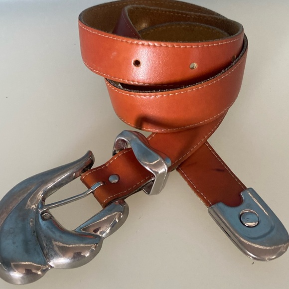 Vintage Tan Leather Western Belt - Picture 2 of 8